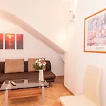 Symphonie Apartment