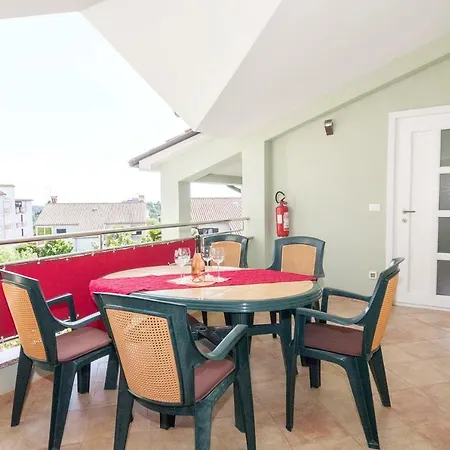 Apartment Symphonie