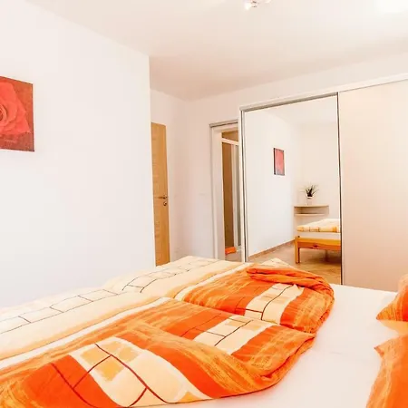 Apartment Symphonie