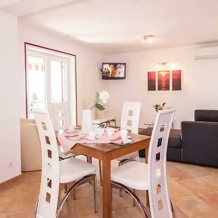 Apartment Symphonie