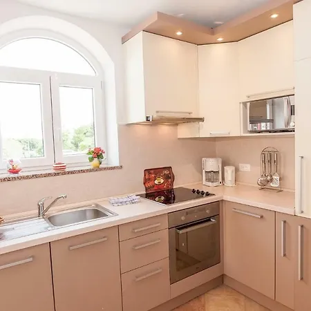 Symphonie Apartment Porec