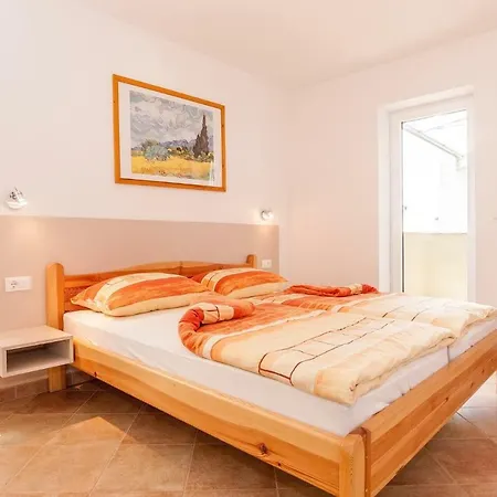 Apartment Symphonie