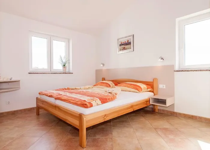 Symphonie Apartment *